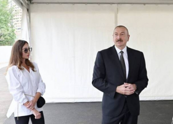 İlham Əliyev və Mehriban Əliyeva Zooloji Parkın açılışında iştirak ediblər - Yenilənib