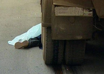 Abşeronda idarə işçiləri arasında dava: Kişini “KamAZ”ın altına ataraq öldürdü