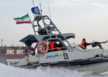 İran 350 min litr yanacaq daşıyan 2 gəmini saxlayıb