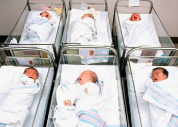 Cənubi Koreyada ay ərzində doğulan uşaqların sayında yeni antirekord qeydə alınıb