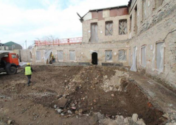 Qazax Müəllimlər Seminariyasının tarixi binası əsaslı şəkildə yenidən qurulur