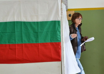 Bolqarıstanda parlament seçkilərində keçmiş baş nazirin partiyası liderlik edir