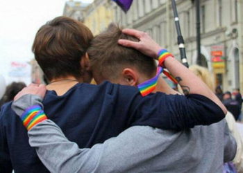 Rusiyada LGBT təbliğatı qadağası rəsmiləşdirilir