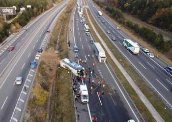 Türkiyədə avtobusun qəzaya uğraması nəticəsində 3 nəfər ölüb, 32 nəfər yaralanıb
