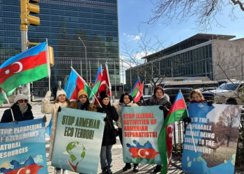 Nyu-Yorkda yaşayan azərbaycanlılar BMT-nin binası qarşısında aksiya keçiriblər