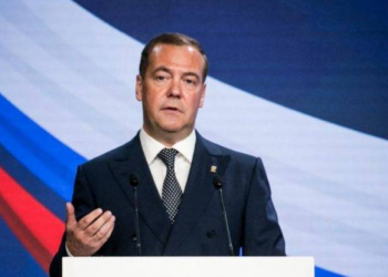 Medvedev: Əgər Ukraynada münaqişə uzanarsa, yeni hərbi ittifaq yarana bilər