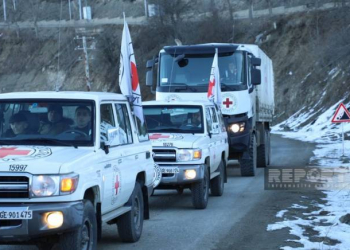 Bu gün Xankəndi-Laçın yolunda BQXK-nın avtomobilləri növbəti dəfə maneəsiz hərəkət edib - Yenilənib