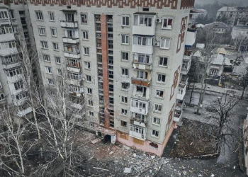 Donetskdə döyüşmək istəməyən azərbaycanlılar güllələndilər - Video