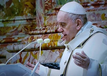 Papa İsrailin Qəzzadakı hərəkətlərini terrorla müqayisə edib