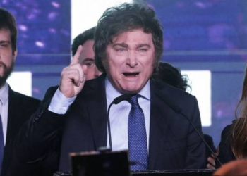 Argentina Prezidenti məmurları kütləvi şəkildə işdən azad etməyə başlayıb