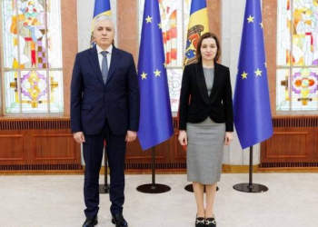 Azərbaycanlı səfir etimadnaməsini Moldova Prezidentinə təqdim edib
