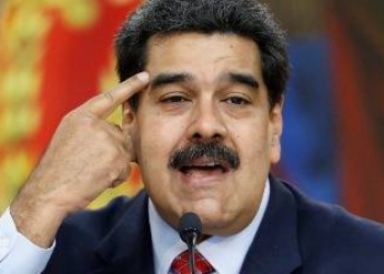 Maduro Argentina prezidentini təyyarə oğurlayan dəli quldur adlandırıb