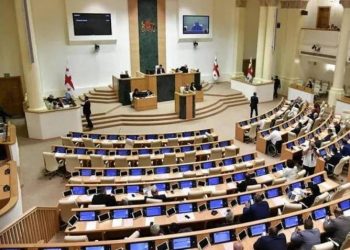 Gürcüstan parlamenti “Xarici təsirin şəffaflığı haqqında” qanun layihəsini üçüncü oxunuşda qəbul edib