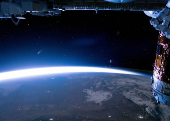 Rusiya peyki kosmosda parçalanıb, astronavtlar sığınacaq axtarmalı olub