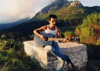 Teomanın gitarası 24 min manata satıldı - Foto