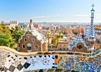 Barselonada ucuz turistləri qorxutmaq üçün turist vergisini yenidən qaldırmaq istəyir