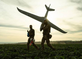 Dronlar qlobal müdafiəyə meydan oxuyur: Böyük istehsalçılar dəyişməlidir...