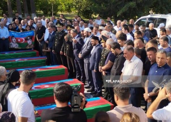 Birinci Qarabağ müharibəsində itkin düşmüş 6 şəhidlə Beyləqanda vida mərasimi keçirilib - Foto