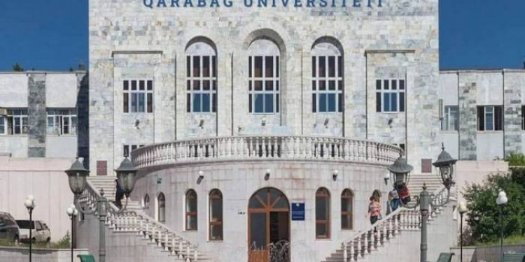 Prezident Xankəndidə Qarabağ Universitetində görülən işlərlə tanış olub