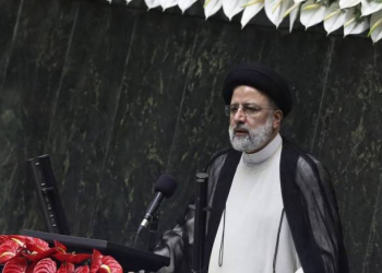 İran prezidenti əsas dövlət postlarına təyinatlar edib