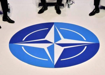 Makrona vurulan “anqlosakson şapalağı” - Fransa yenidən NATO-nu tərk edəcəkmi?
