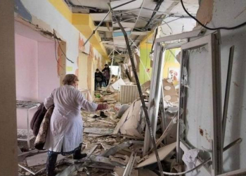 Ukraynada doğum evinə aviahücum zamanı 17 nəfər xəsarət alıb - Yenilənib