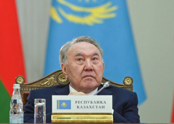 Nazarbayev imtiyazlarından məhrum edilir