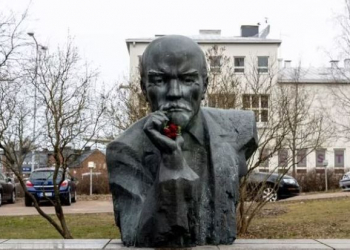 Finlandiyada Leninin sonuncu abidəsi sökülüb - Foto