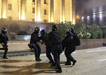 Tbilisidə etiraz aksiyaları zamanı 58 polis əməkdaşı xəsarət alıb
