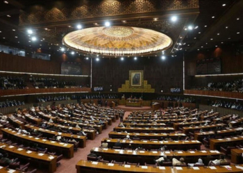 Pakistan parlamenti buraxılacaq