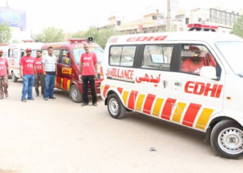 Pakistanda avtobus və yük maşını toqquşub, 20 nəfər ölüb