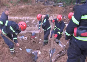 Gürcüstanda torpaq sürüşməsi bölgəsindən 11 nəfər xilas edilib - Yenilənib
