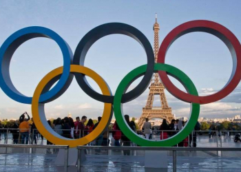 Makron: Müharibə cinayətləri törədən Rusiyanın bayrağı Paris Olimpiadasında ola bilməz...