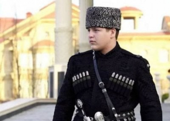 Kadırovun 15 yaşlı oğlu Rusiyanın “Əmək Şücaəti” ordeni ilə təltif edilib