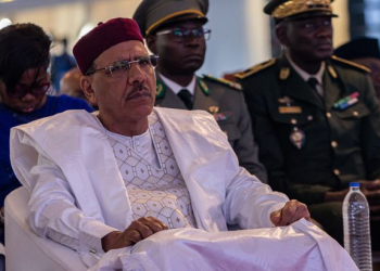 Nigerin Baş naziri ölkəyə hərbi müdaxilənin mümkünlüyünü istisna etmir