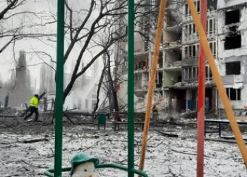 Ukrayna kütləvi raket hücumuna məruz qaldı: Ölənlər və yaralananlar var - Foto, Video