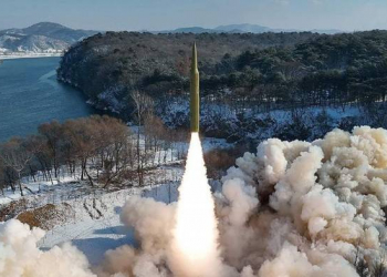 Şimali Koreya Yapon dənizinə doğru 3 ballistik raket atıb